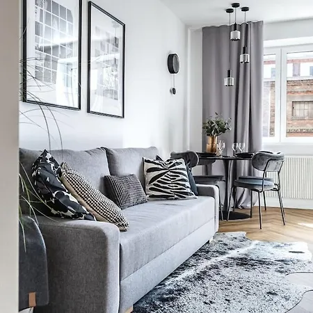 Myslbekova 5 Apartman